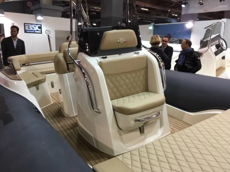 Location à Hyères - Bsc 70 Sport sur SamBoat