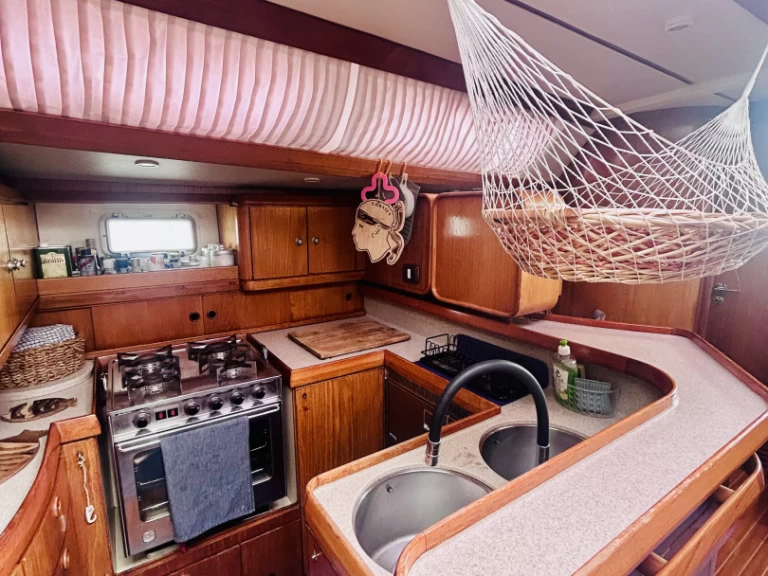 Location à Teulada - Jeanneau Sun Odyssey 51 sur SamBoat