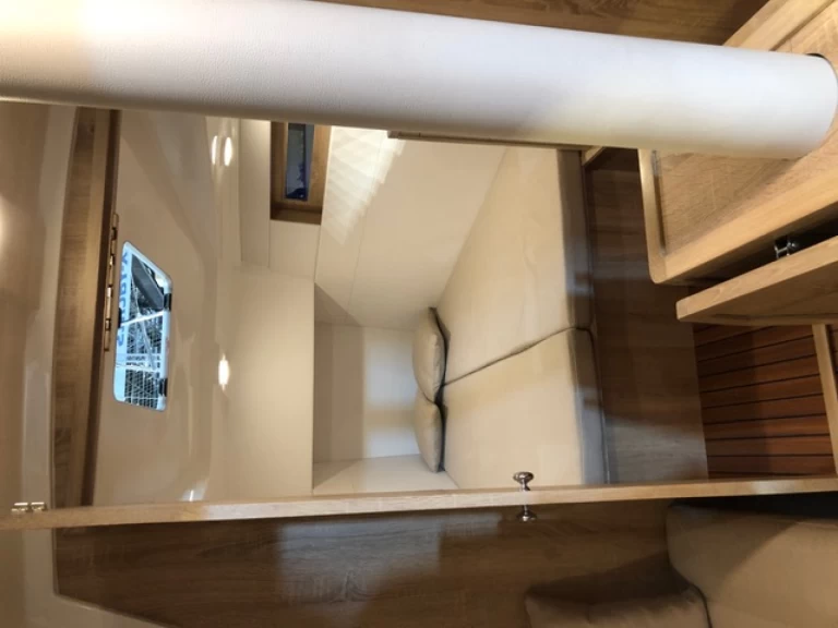 Louer Voilier avec ou sans skipper Viko à Poltu Quatu