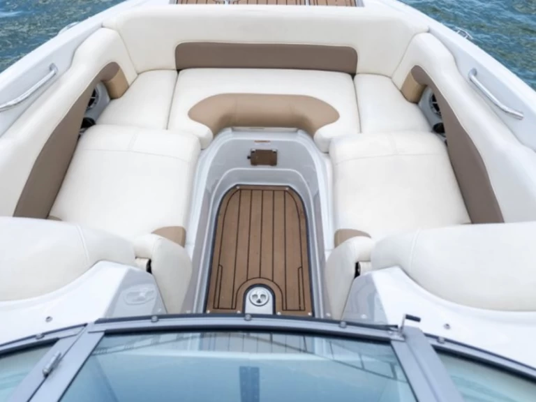 Location bateau Crownline Eclipse E-4 à Miami Beach sur Samboat