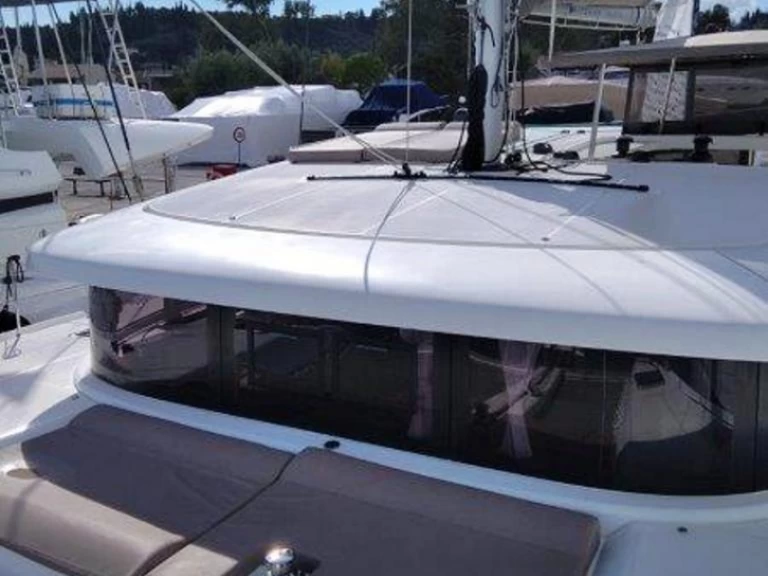 Location à Lávrio - Lagoon Lagoon 42 sur SamBoat