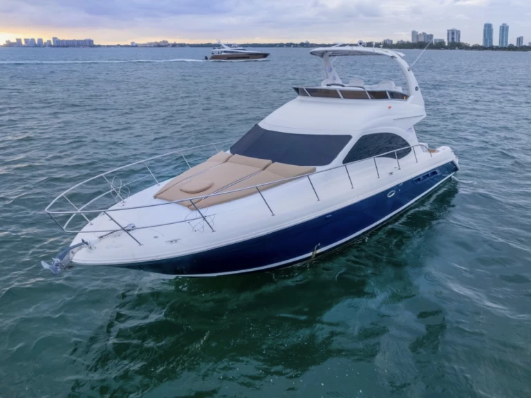 Yacht à louer à Miami Beach au meilleur prix
