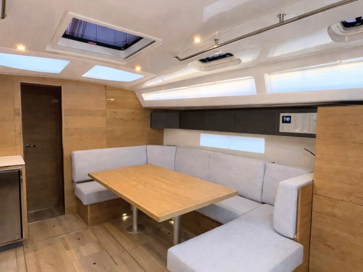 Location à Split - Elan Impression 45 sur SamBoat