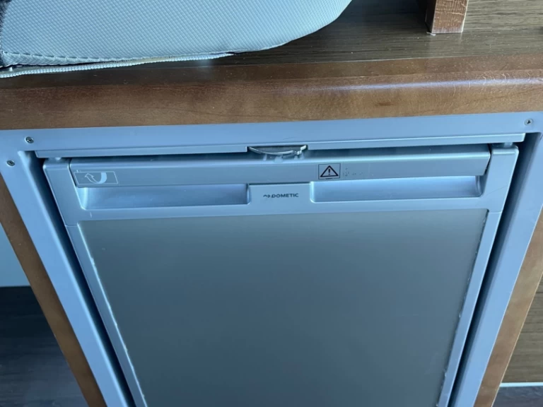 Location Bateau à moteur à Biograd na Moru - Jeanneau Merry Fisher 895