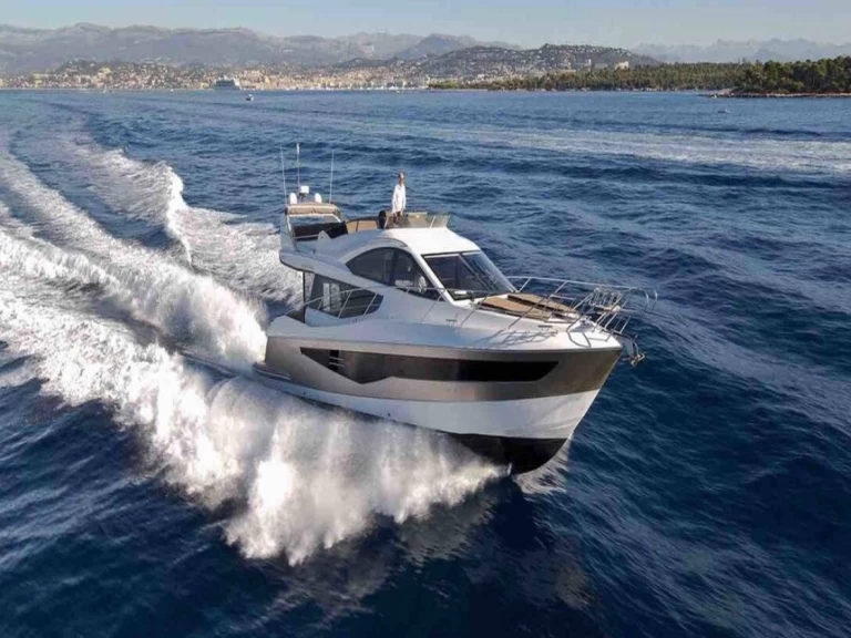 Yacht à louer à Sibenik au meilleur prix