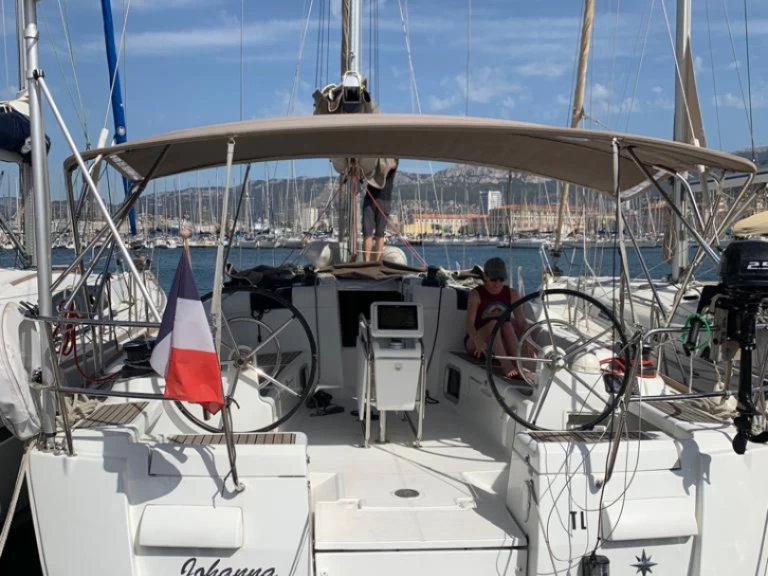 Louez un Jeanneau Sun Odyssey 439 à Toulon