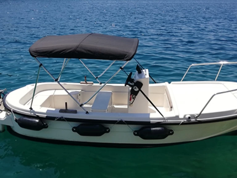 Location bateau Betina Open 500 à Milna sur Samboat