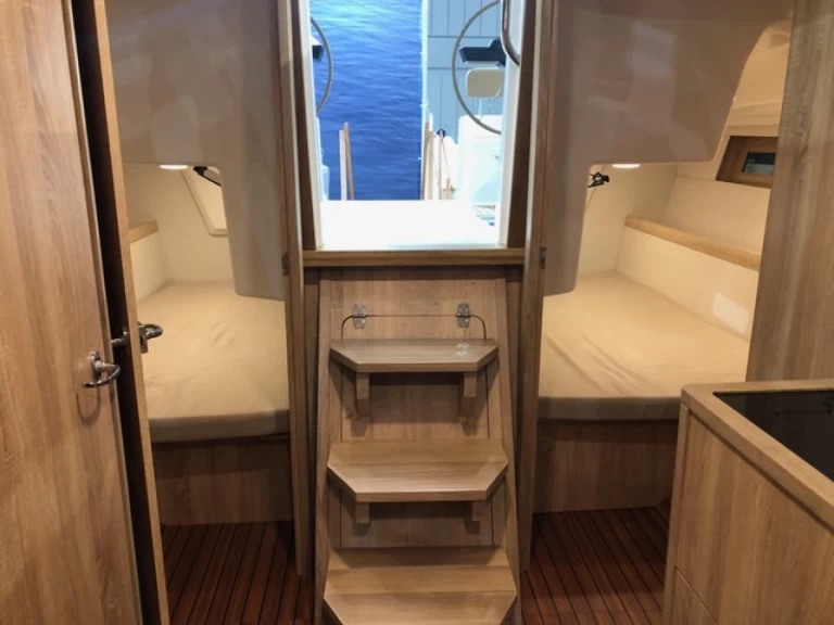 Voilier à louer à Poltu Quatu au meilleur prix