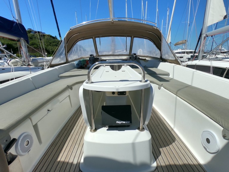 Location à Olbia - Jeanneau JEANNEAU YACHT 53 sur SamBoat