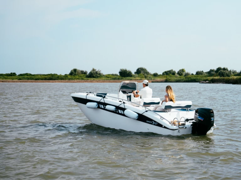 Bateau à moteur à louer à Venise au meilleur prix