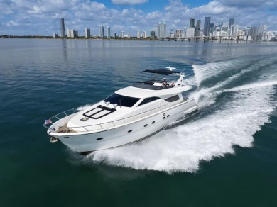 Yate de lujo para alquilar Miami Beach al mejor precio