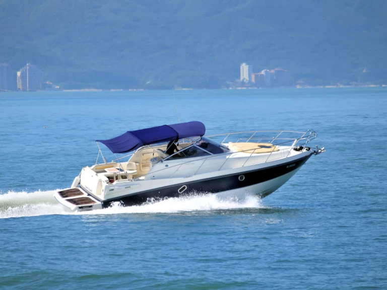 Location Bateau à moteur Cranchi avec permis