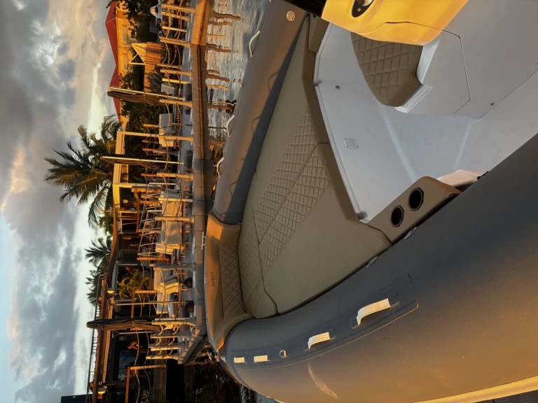 Salpa Salpa Soleil 26 a louer à Marigot