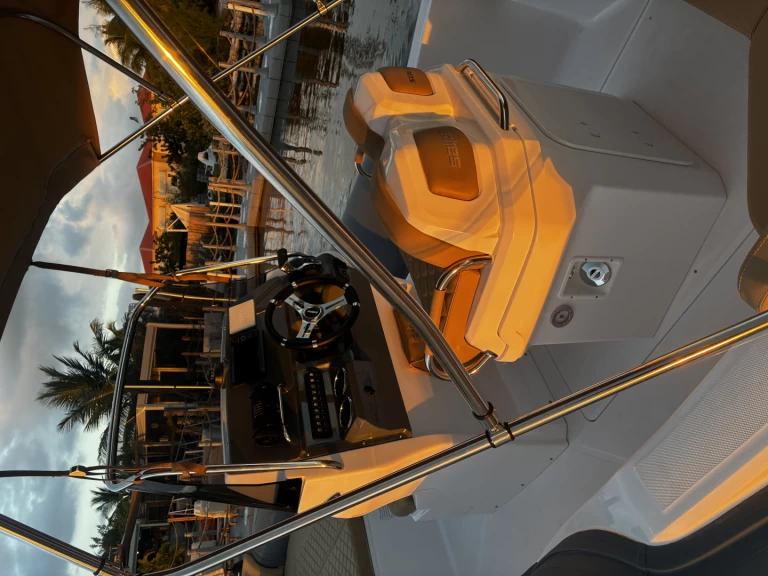 Location bateau Marigot pas cher Salpa Soleil 26