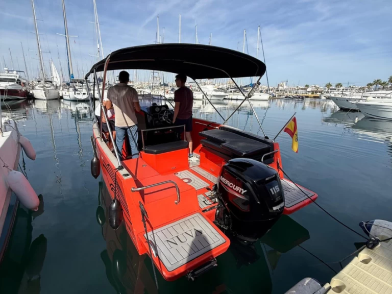 Louez un Nuva Nuva M6 Open à Alicante