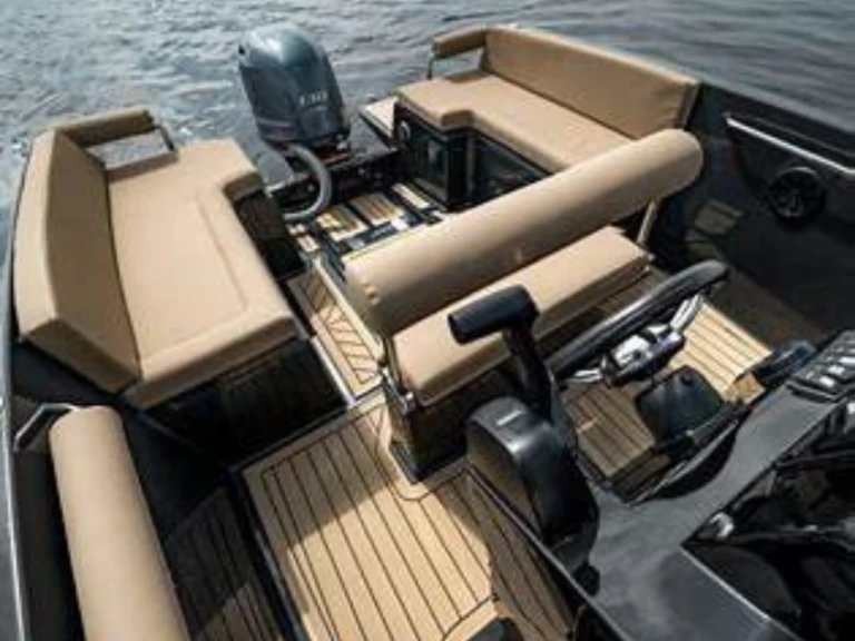 Location à Alicante - Nuva Nuva M6 Open sur SamBoat