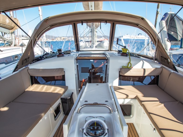 Location Voilier Jeanneau avec permis