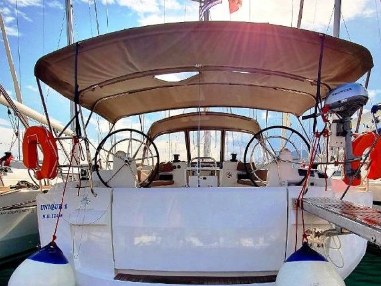 Louez un Jeanneau Sun Odyssey 519 à Néa Péramos