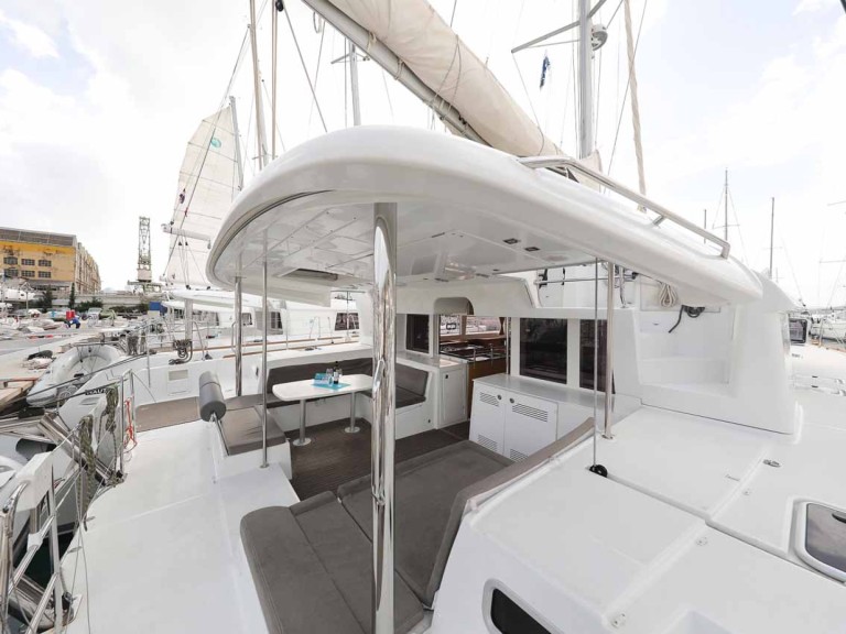 Location Catamaran Lagoon avec permis