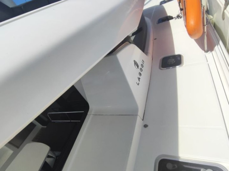 Lagoon Lagoon 42 a louer à Le Marin