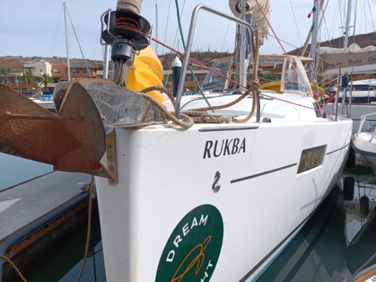 Location bateau La Paz pas cher Oceanis 41.1