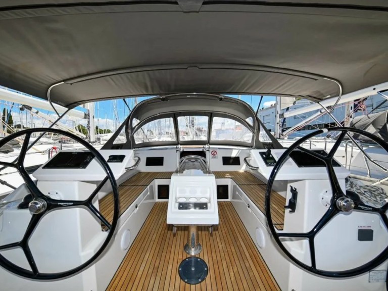 Location à Pula - Bavaria Bavaria C45 sur SamBoat