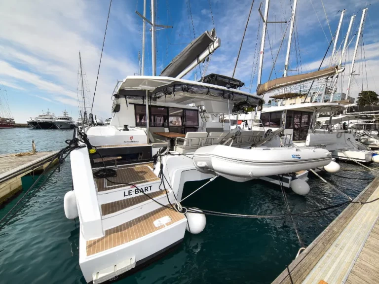 Louer Catamaran avec ou sans skipper Fountaine Pajot à Ðuraševići