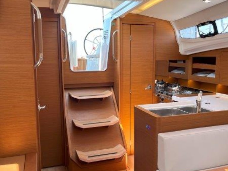 Location Voilier à Lávrio - Jeanneau Sun Odyssey 380
