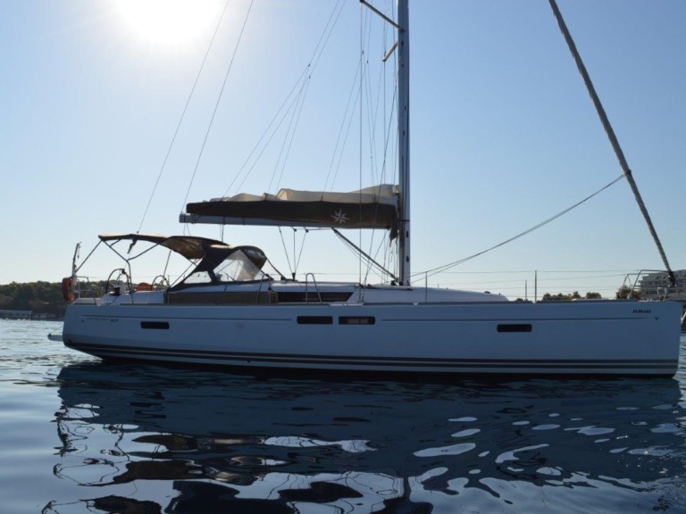Jeanneau Sun Odyssey 469 a louer à Dème de Vólos