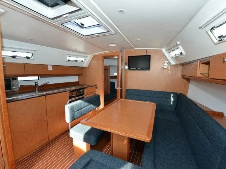 Louez un Bavaria Cruiser 40 à Primošten