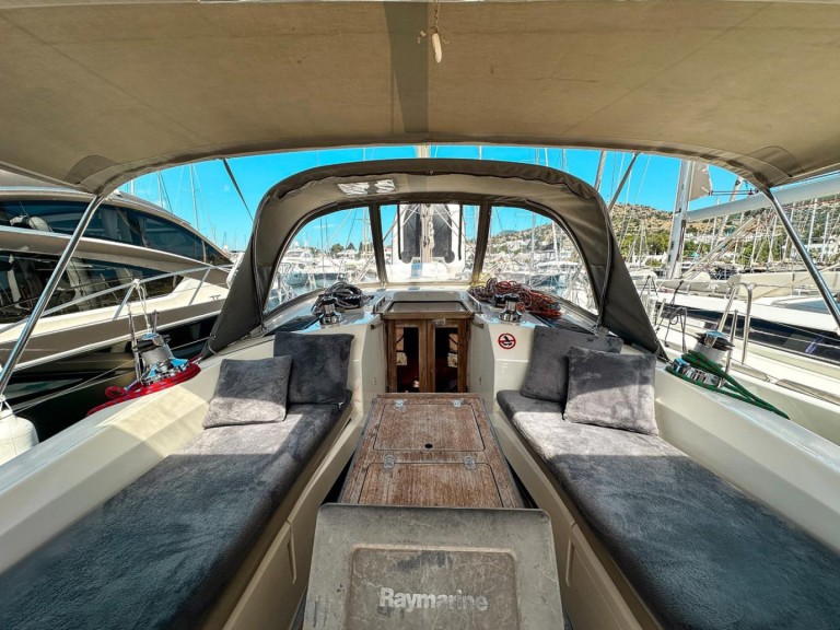 Louez un Bavaria Cruiser 40 à Bodrum
