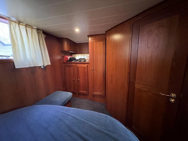 Louez un De Drait De Drait Impression 42 à Akkrum