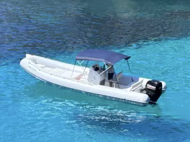 Location Semi-rigide COSRARICA avec permis