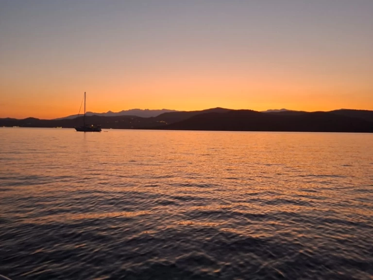 Jeanneau Cap Camarat 6.5 CC Serie 3 a louer à Porto-Vecchio