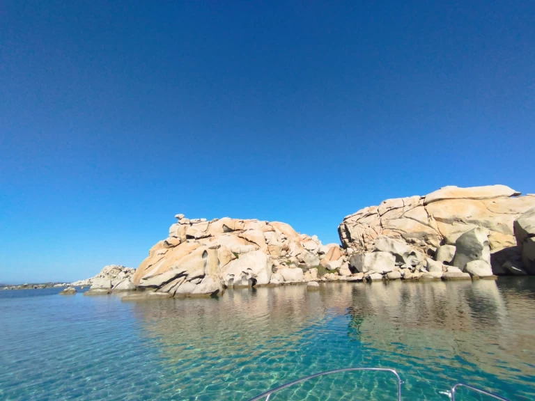 Location à Porto-Vecchio - Jeanneau Cap Camarat 6.5 CC Serie 3 sur SamBoat