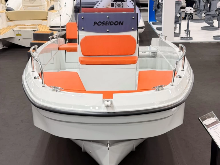 Poseidon Blu Water 210 a louer à Trogir