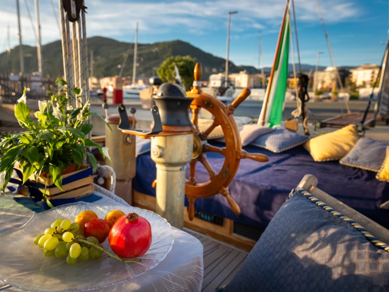 Location bateau SIMEONI GOLETTA 15 MT à Chiavari sur Samboat