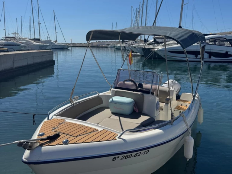 Louez un Pegazus GT  à Portocolom