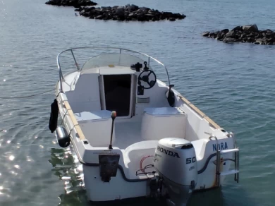 Motorboat to hire France at the best price