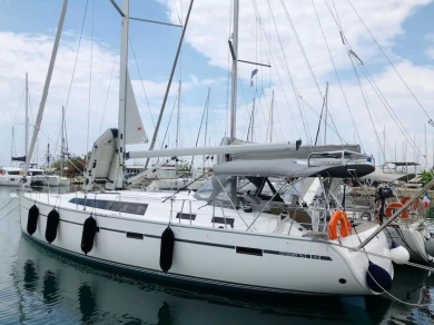 Hire Sailboat Bavaria with a boat licence