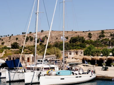 Alquiler de embarcaciones Jeanneau Sun Odyssey 479 enKos en Samboat