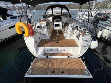 Yacht charter Punat cheap Cruiser 34