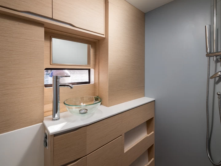 Catamaran à louer à Rodi Garganico au meilleur prix