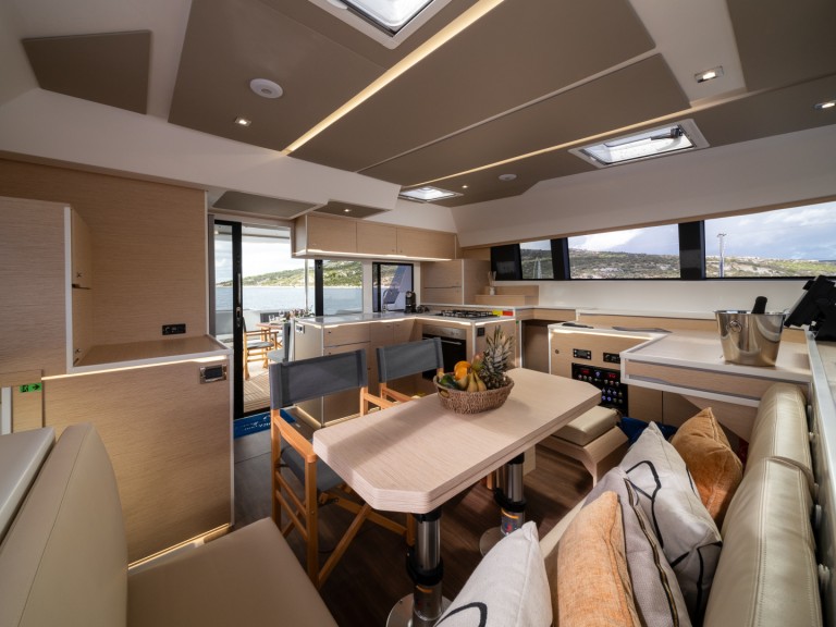 Location Catamaran à Rodi Garganico - Cervetti Cervetti 44 