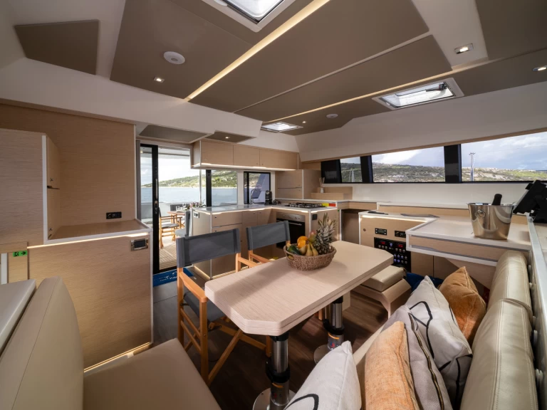 Location Catamaran à Rodi Garganico - Cervetti Cervetti 44 