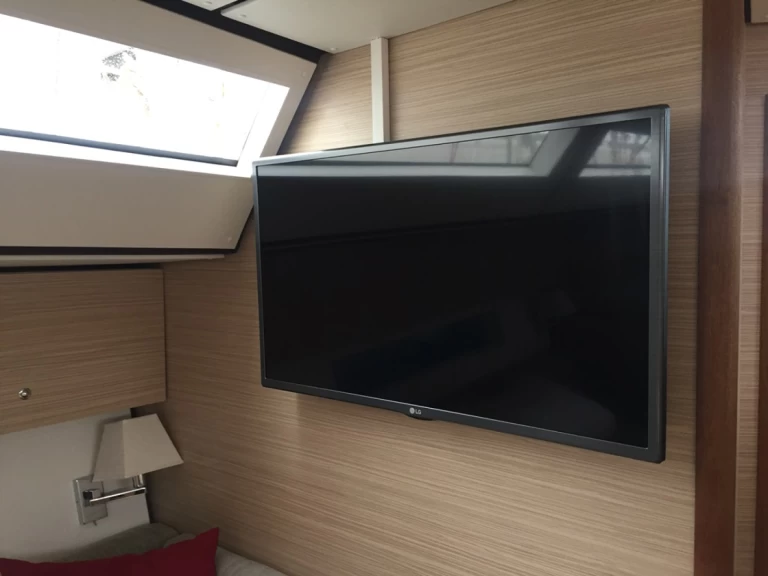 D&D Yacht D&D Kufner 54.2 a louer à Punat