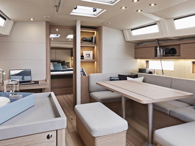 Louez un Bénéteau Oceanis 46.1 à Gouviá