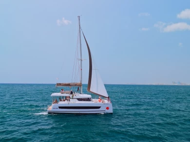 Rent a Bali Bali Catspace Voile Barcelone