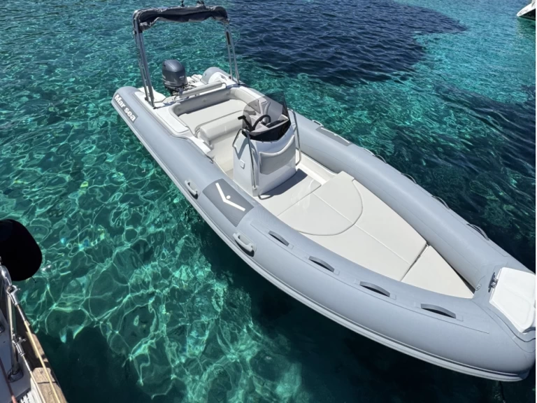 Location Semi-rigide Marsea avec permis