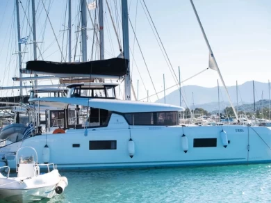 Hire Catamaran with or without skipper Lagoon Ligia